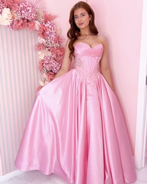 Madeleine (Baby Pink)